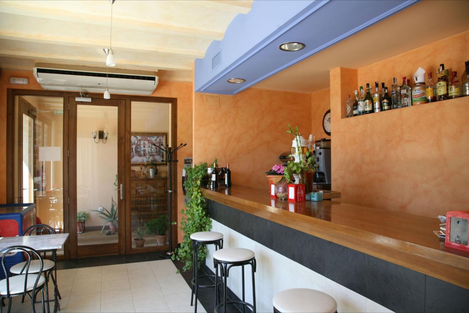 Hostal La Fuente Buera Exteriör bild