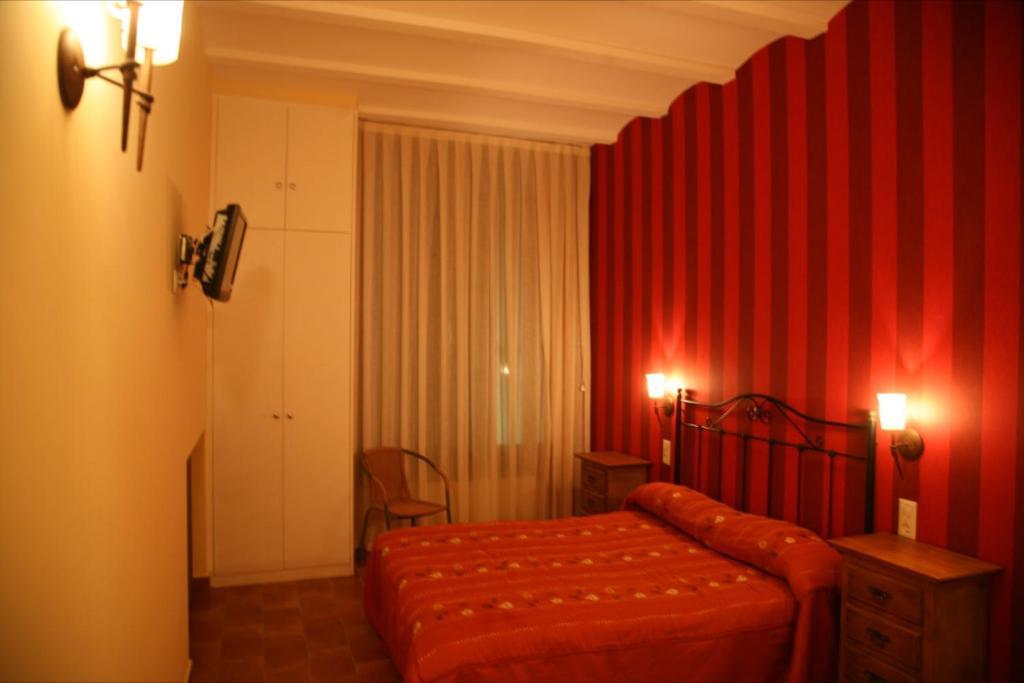 Hostal La Fuente Buera Exteriör bild